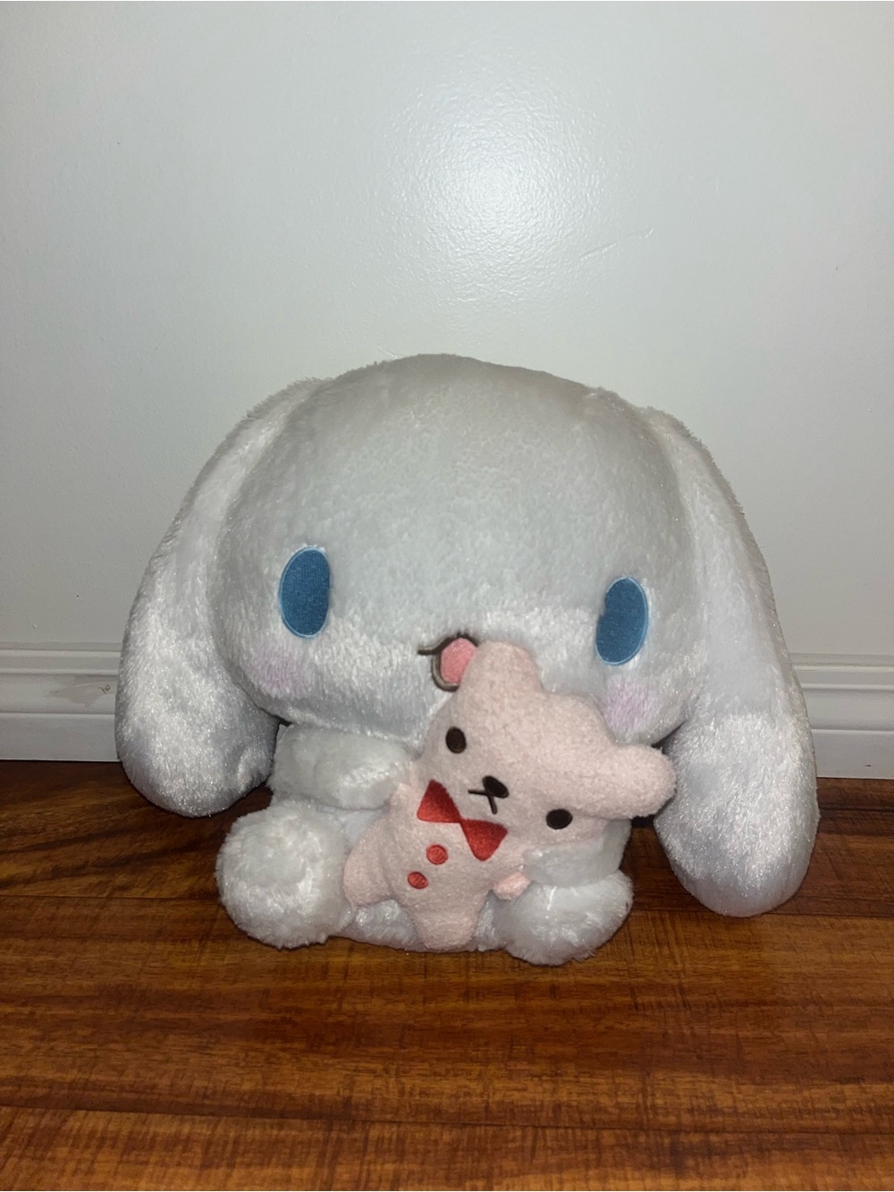 OFFICIAL Rare Sanrio Cinnamoroll Holding Teddy Bear Plush